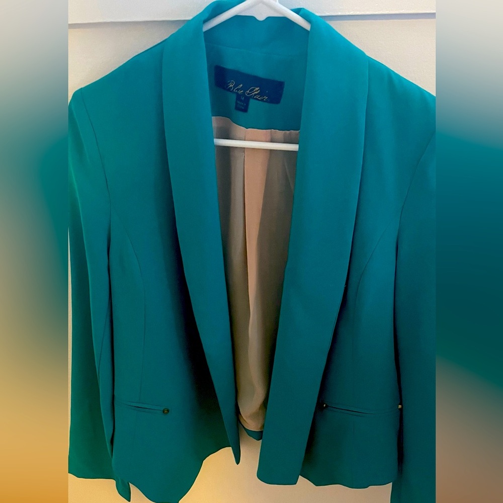 M teal blazer